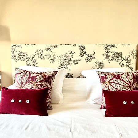 Bed and Breakfast La Girarde Saint-Quentin-de-Caplong Exterior foto